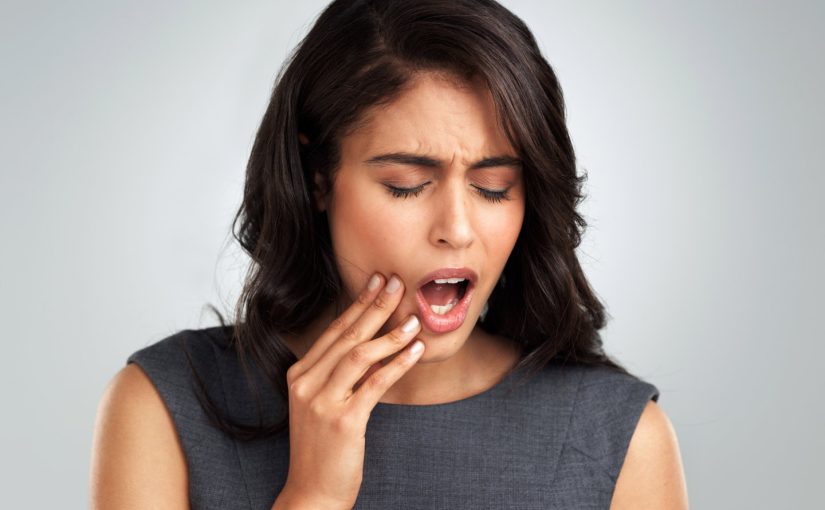 What Are the Signs of Tooth Decay, and Which Dentist Can Help?